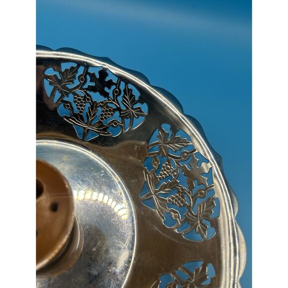 Vintage Krome Kraft Farber Bros Aluminum Nut Bowl Intricate Nut Cracker - Picture 4 of 8